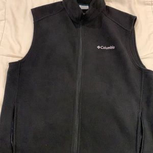 Columbia fleece vest. New